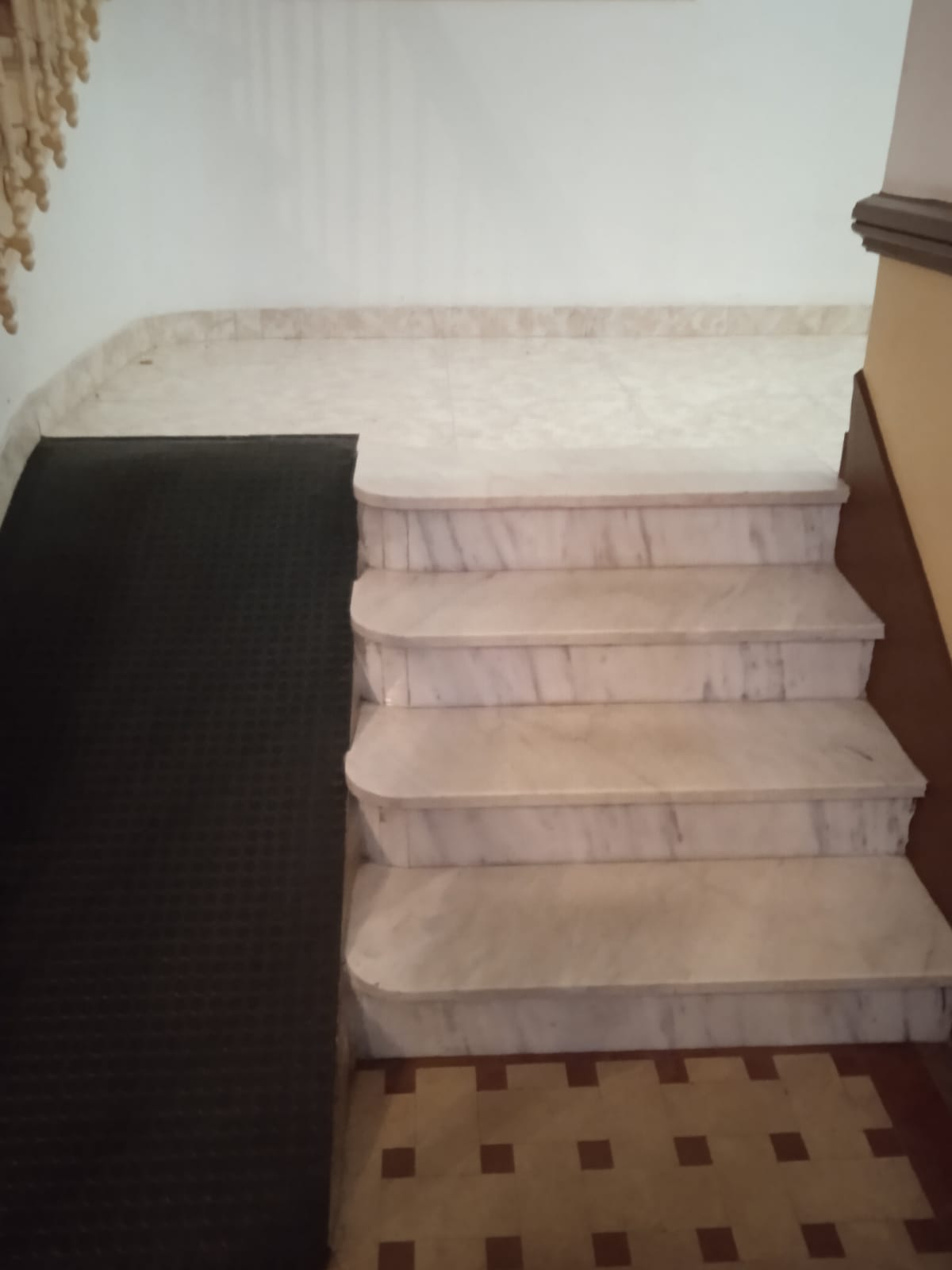 Cambio de plaquetas en suelo interior (4)